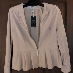 🎈PRICE DROP!🎈NWT Faux leather peplum waist jacket 💕reasonable offer welcome.